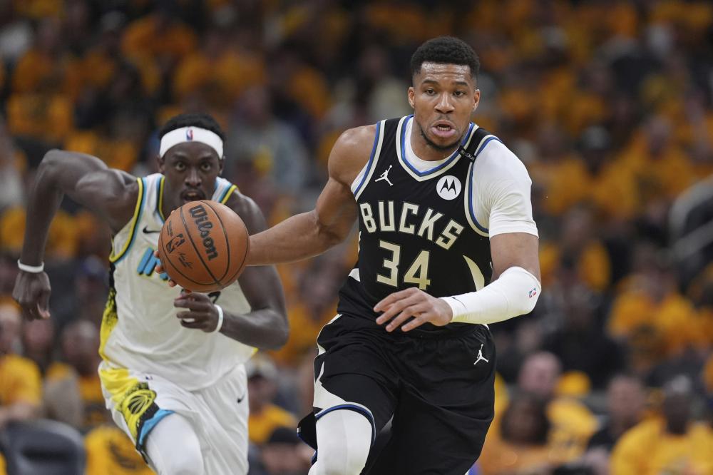 露出了防守 露出了防守